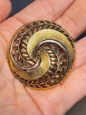 Vintage Gold Tone Swirl Brooch Openwork Leaf Design OOAK Pin